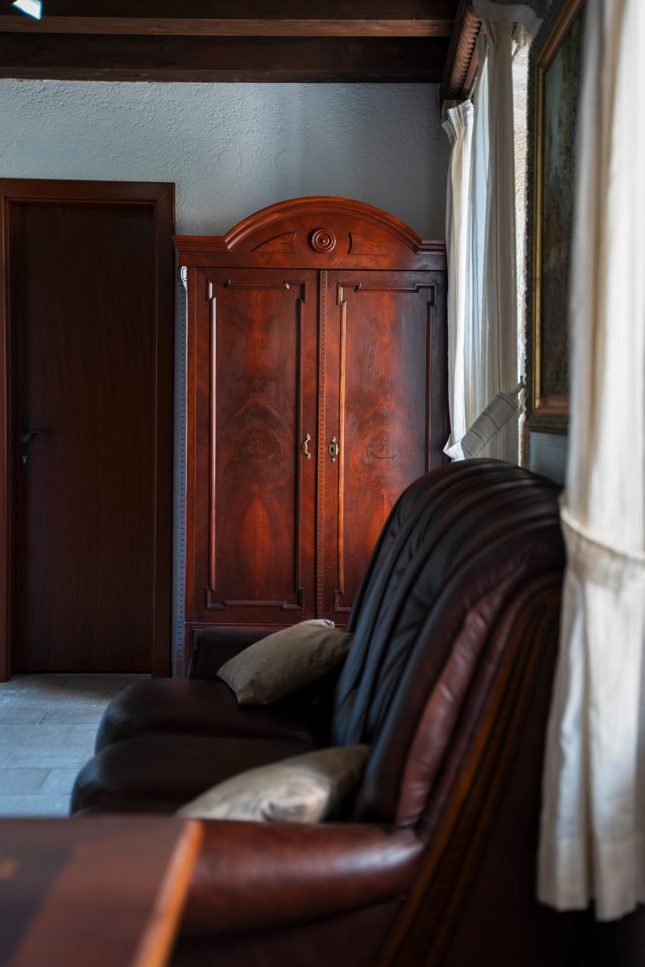 Stone & Beam interior — photo 18